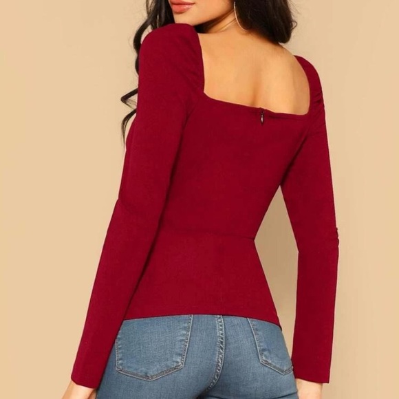 *NEVER WORN* cute red blouse - Picture 3 of 4